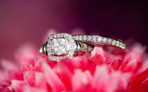如何高价回收钻石戒指?回收戒指时应该注意什么?