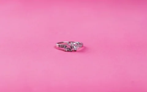 一万多钻石戒指回收价格多少钱