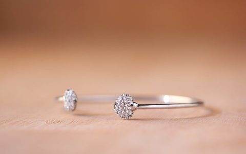 50分钻石戒指能否回收一万元？