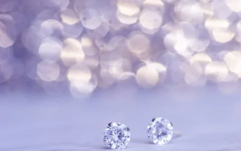 钻石回收,深圳六福珠宝的钻戒回收行情
