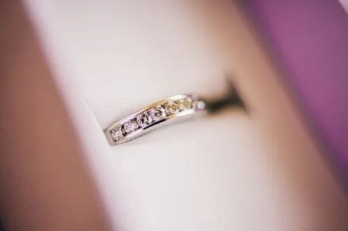 大品牌钻石戒指回收溢价严重，为何卡地亚LOVE系列能得高价？