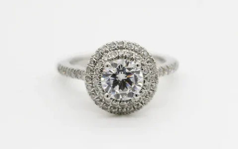 卡地亚钻石戒指回收与款式有关吗?