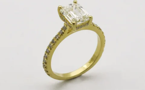 通灵钻石戒指回收价格是多少?