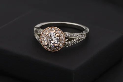 钻石戒指哪个牌子的回收价格比较高？