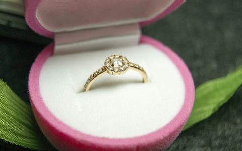 二手品牌钻石戒指是否可以回收?